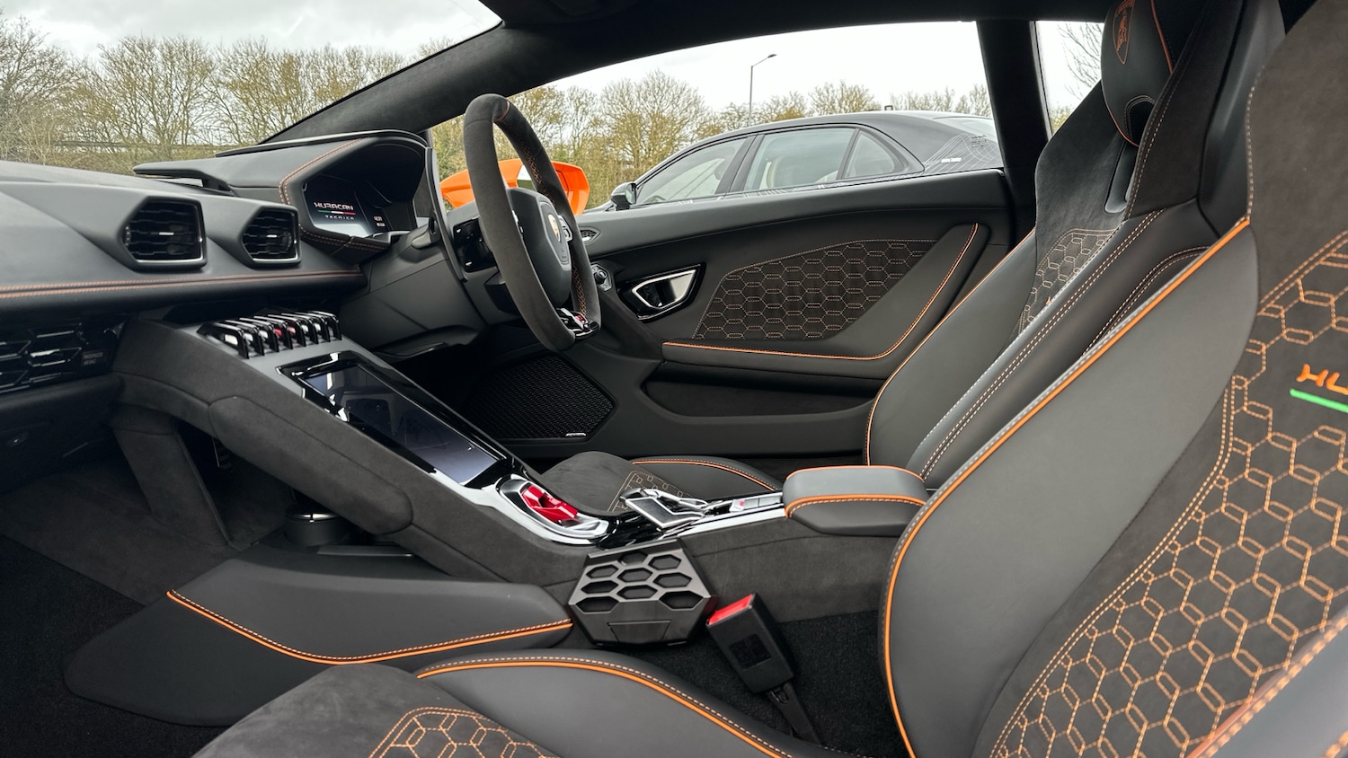 Used Lamborghini Huracan 2025 for sale - 76884713: Photo 7