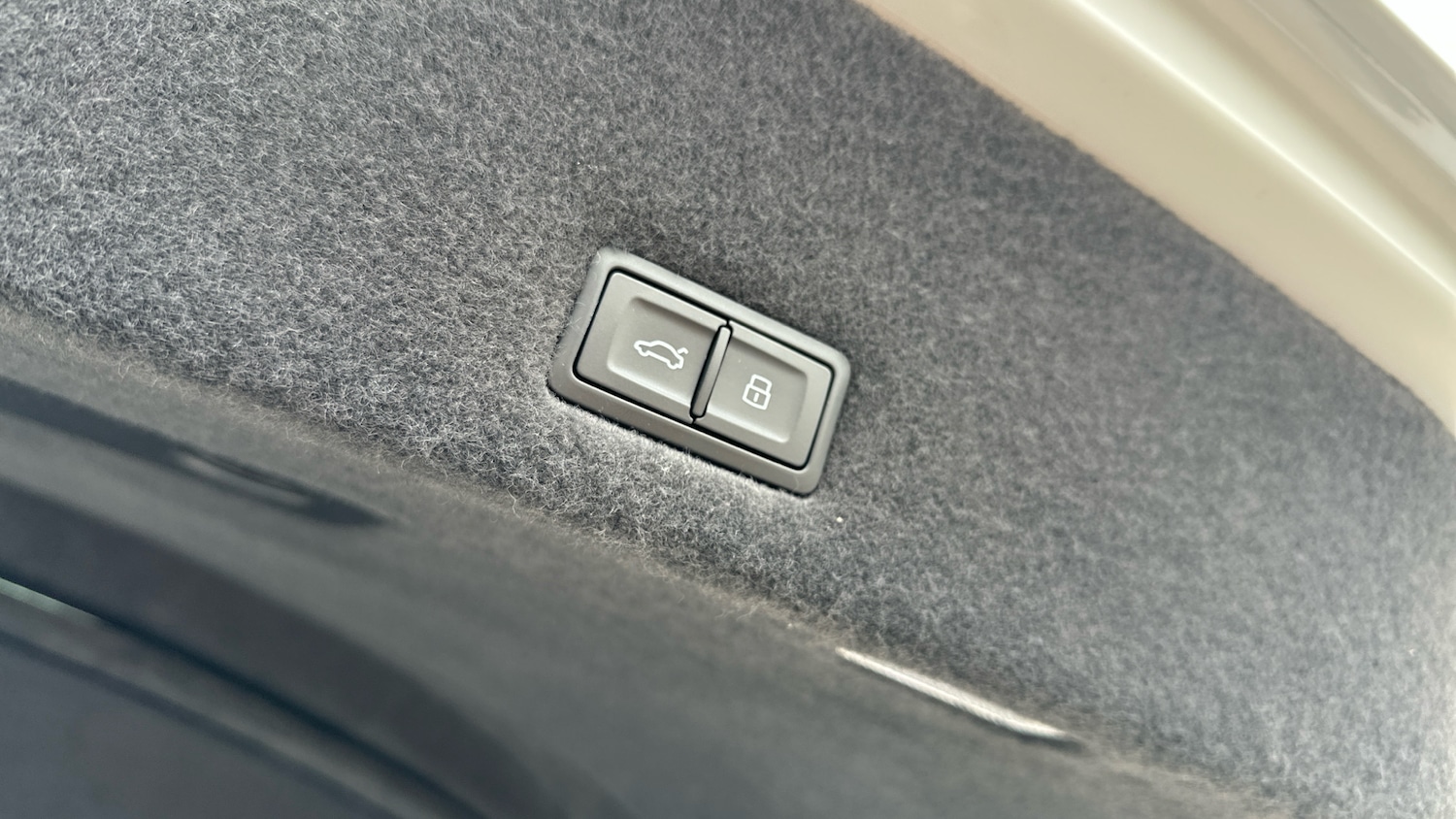 Used Lamborghini Urus 2022 for sale - 76292937: Photo 12