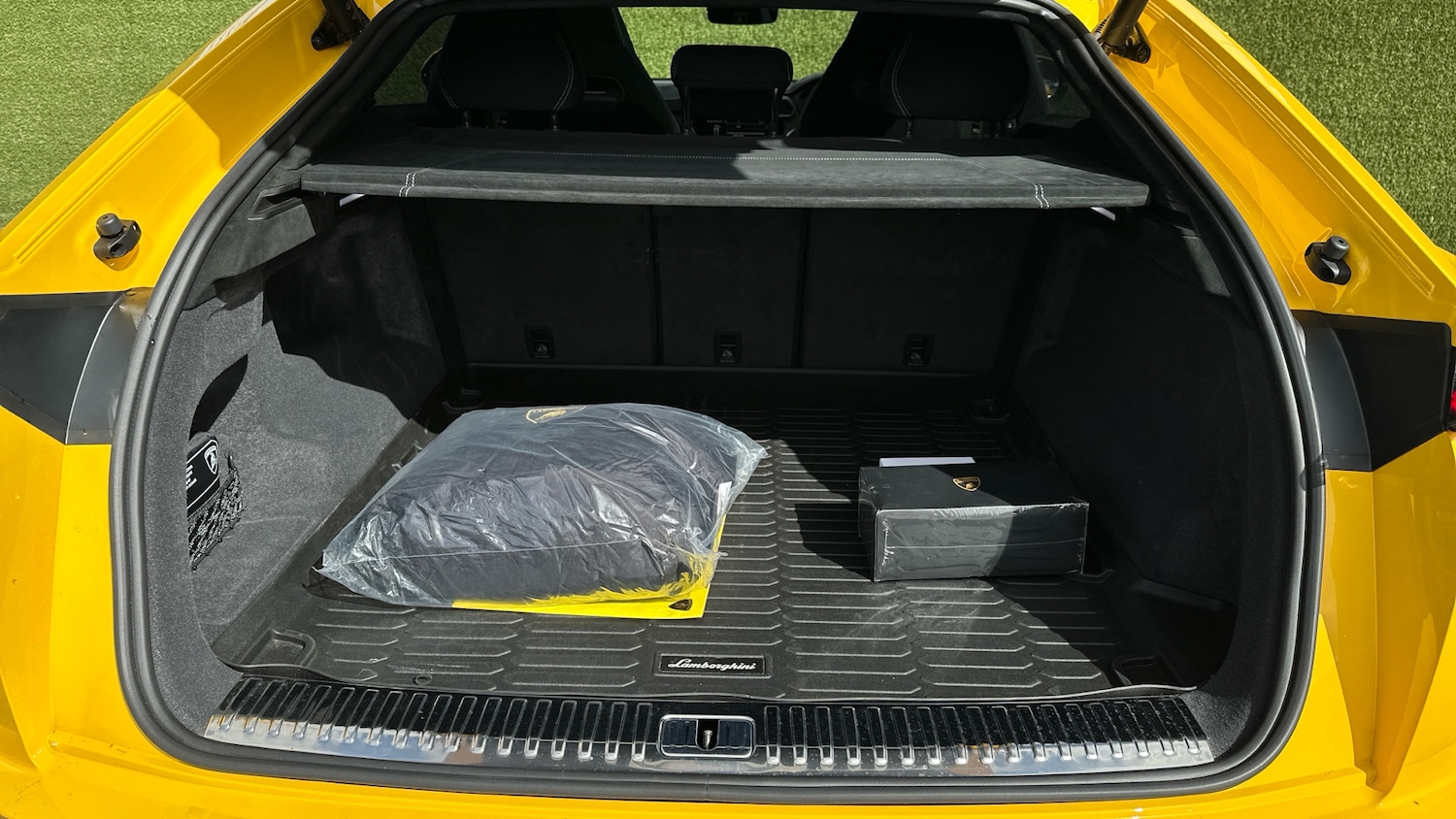 Used Lamborghini Urus 2023 for sale - 75987472: Photo 11