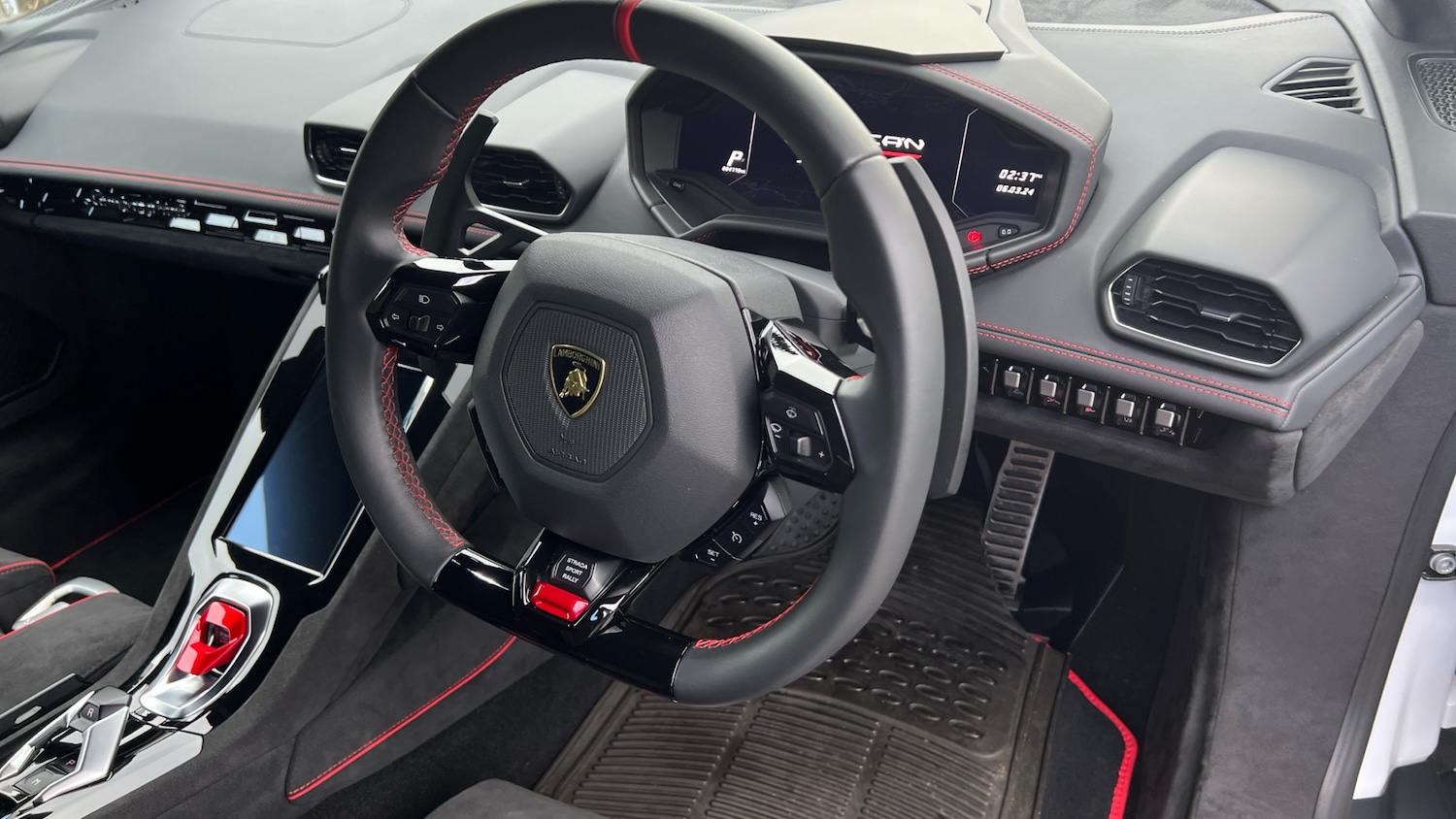 Used Lamborghini Huracan 2023 for sale - 76368842: Photo 13