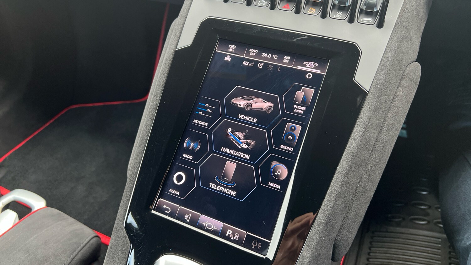 Used Lamborghini Huracan 2023 for sale - 76368842: Photo 17