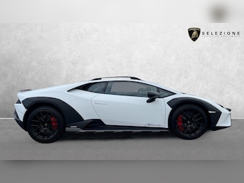 Used Lamborghini Huracan 2023 for sale - 76368842: Photo