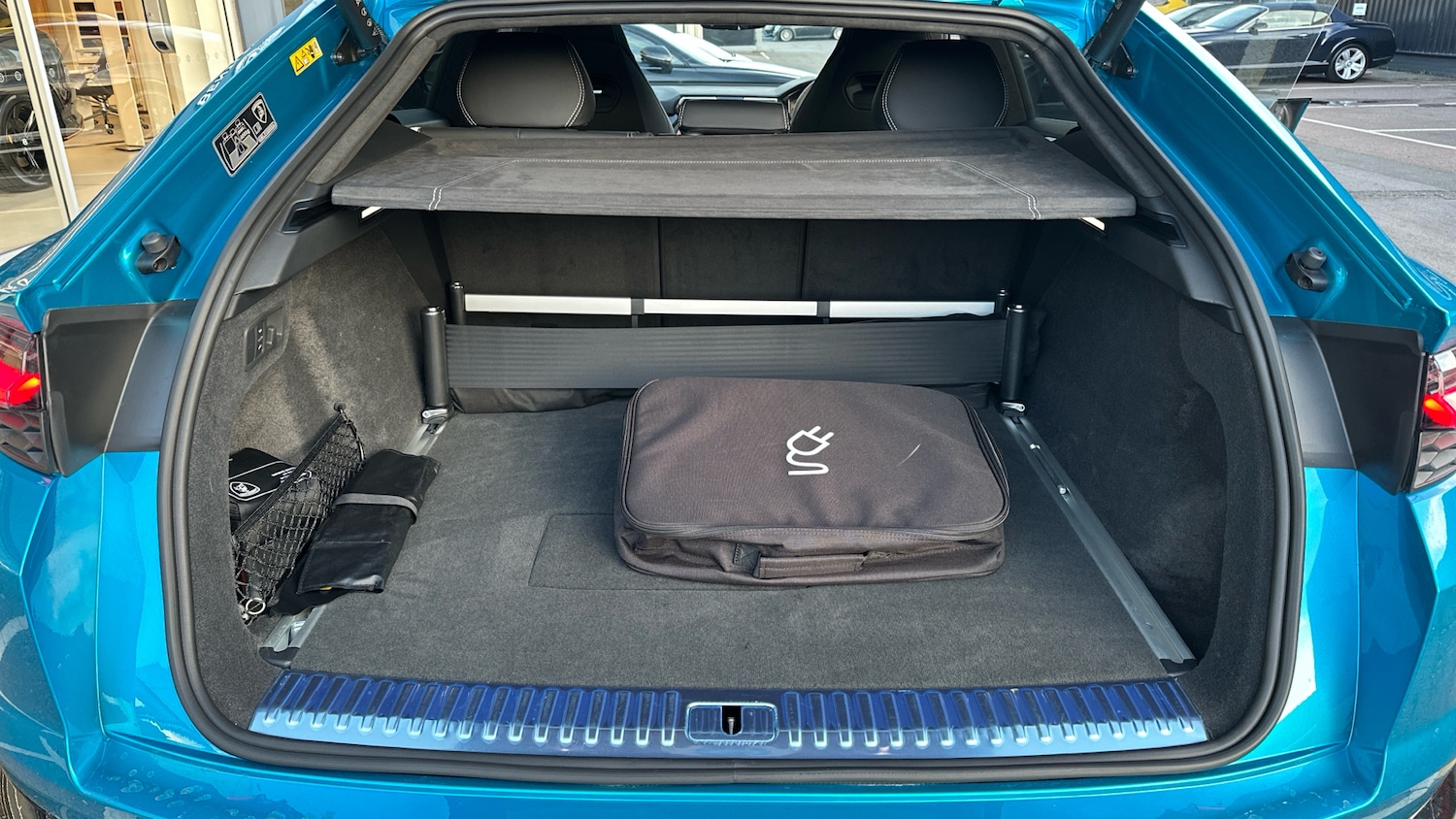 Used Lamborghini Urus 2025 for sale - 76292920: Photo 11