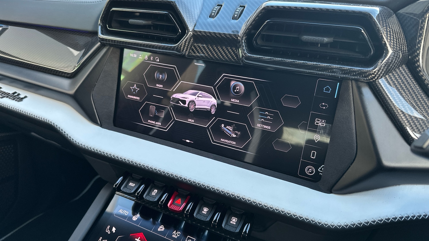 Used Lamborghini Urus 2025 for sale - 76292920: Photo 16