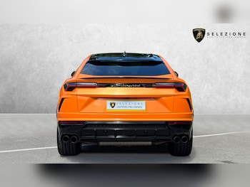 Used Lamborghini Urus 2021 for sale - 79359607: Photo