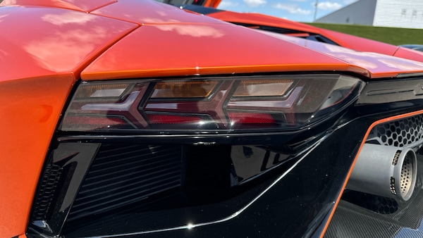 Used Lamborghini Aventador 2022 for sale - 73763087: Photo 10