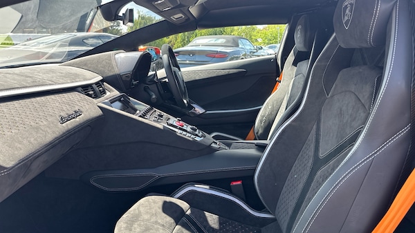 Used Lamborghini Aventador 2022 for sale - 73763087: Photo 7