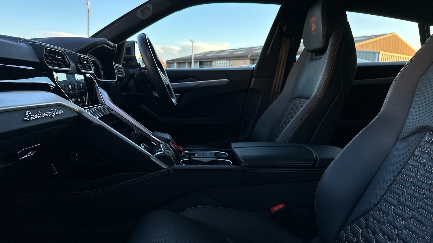 Used Lamborghini Urus 2022 for sale - 76770132: Photo 8