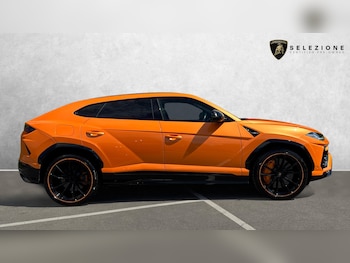 Used Lamborghini Urus 2021 for sale - 78558617: Photo