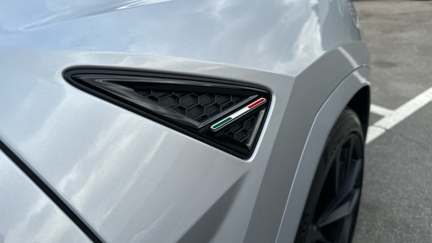 Used Lamborghini Urus 2023 for sale - 75718429: Photo 10