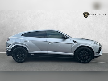 Used Lamborghini Urus 2023 for sale - 75718429: Photo
