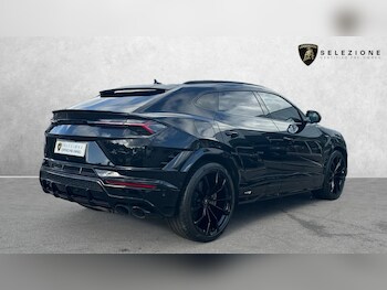 Used Lamborghini Urus 2023 for sale - 75899006: Photo
