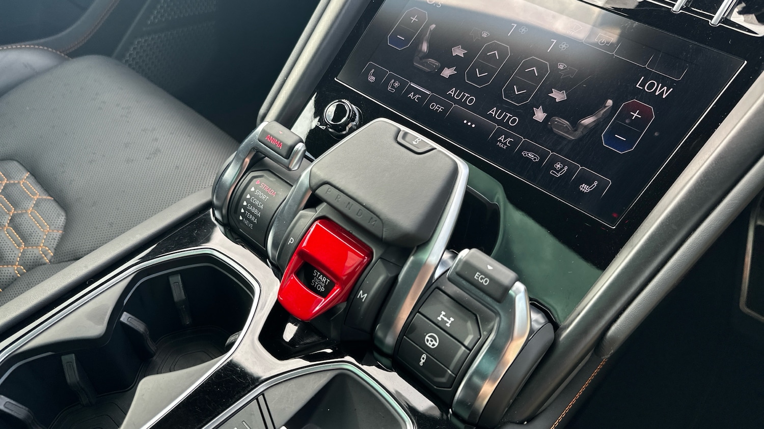 Used Lamborghini Urus 2023 for sale - 76106944: Photo 18