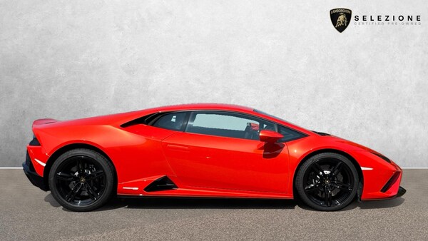 Used Lamborghini Huracan 2022 for sale - 75975704: Photo 2