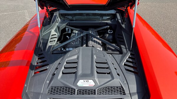 Used Lamborghini Huracan 2022 for sale - 75975704: Photo 8