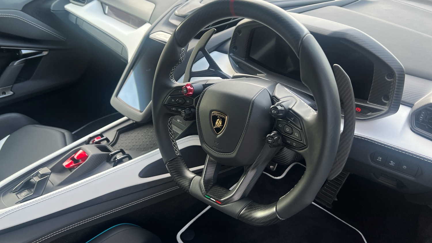 Used Lamborghini Revuelto 2024 for sale - 76470933: Photo 13