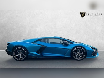 Used Lamborghini Revuelto 2024 for sale - 76470933: Photo
