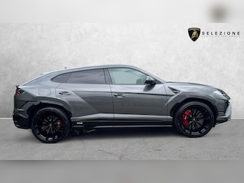 Used Lamborghini Urus 2023 for sale - 78633619: Photo