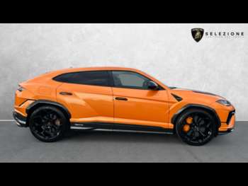 Used Lamborghini Urus 2023 for sale - 74749121: Photo