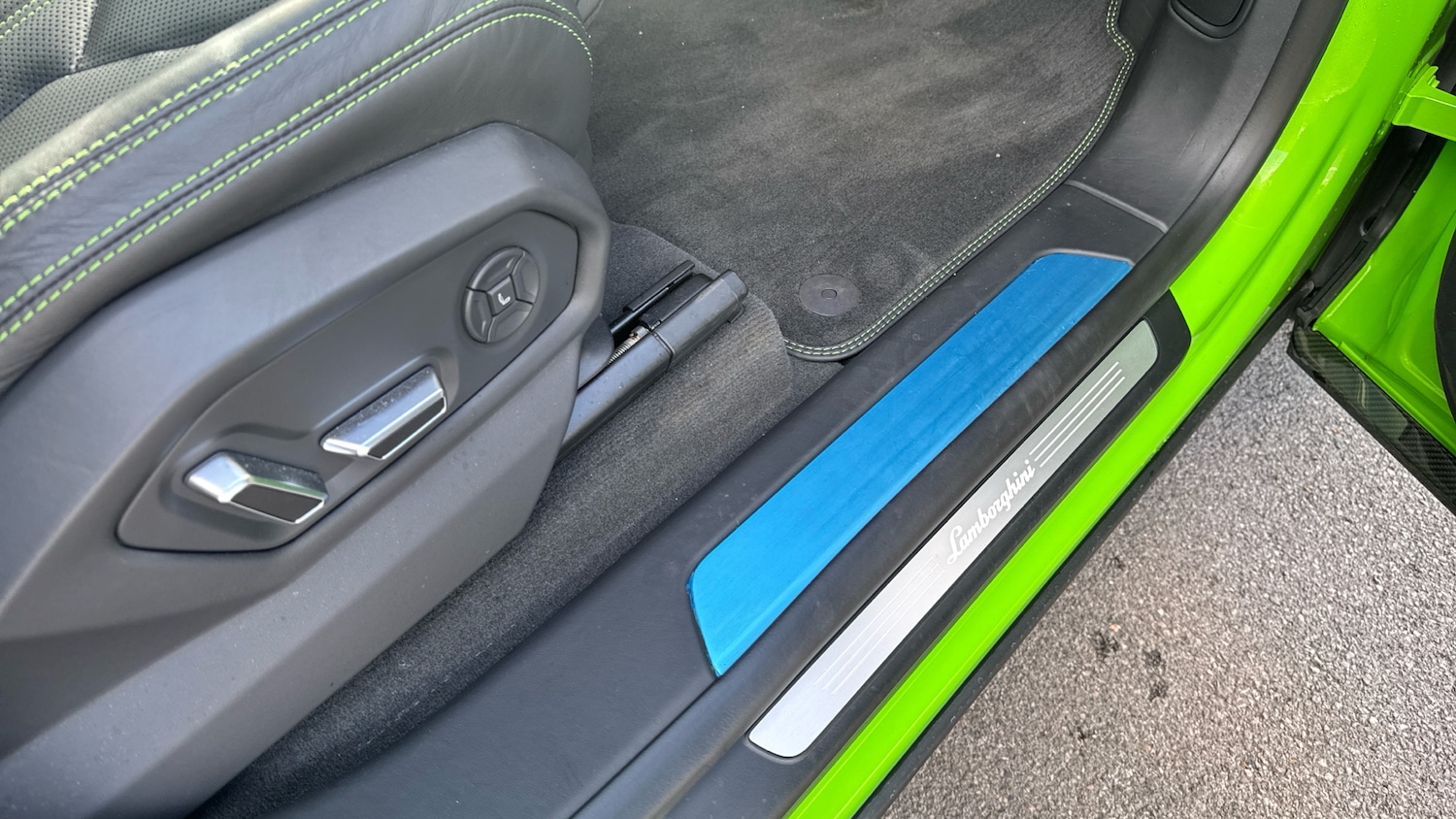 Used Lamborghini Urus 2024 for sale - 77990427: Photo 15