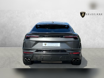 Used Lamborghini Urus 2023 for sale - 78841304: Photo