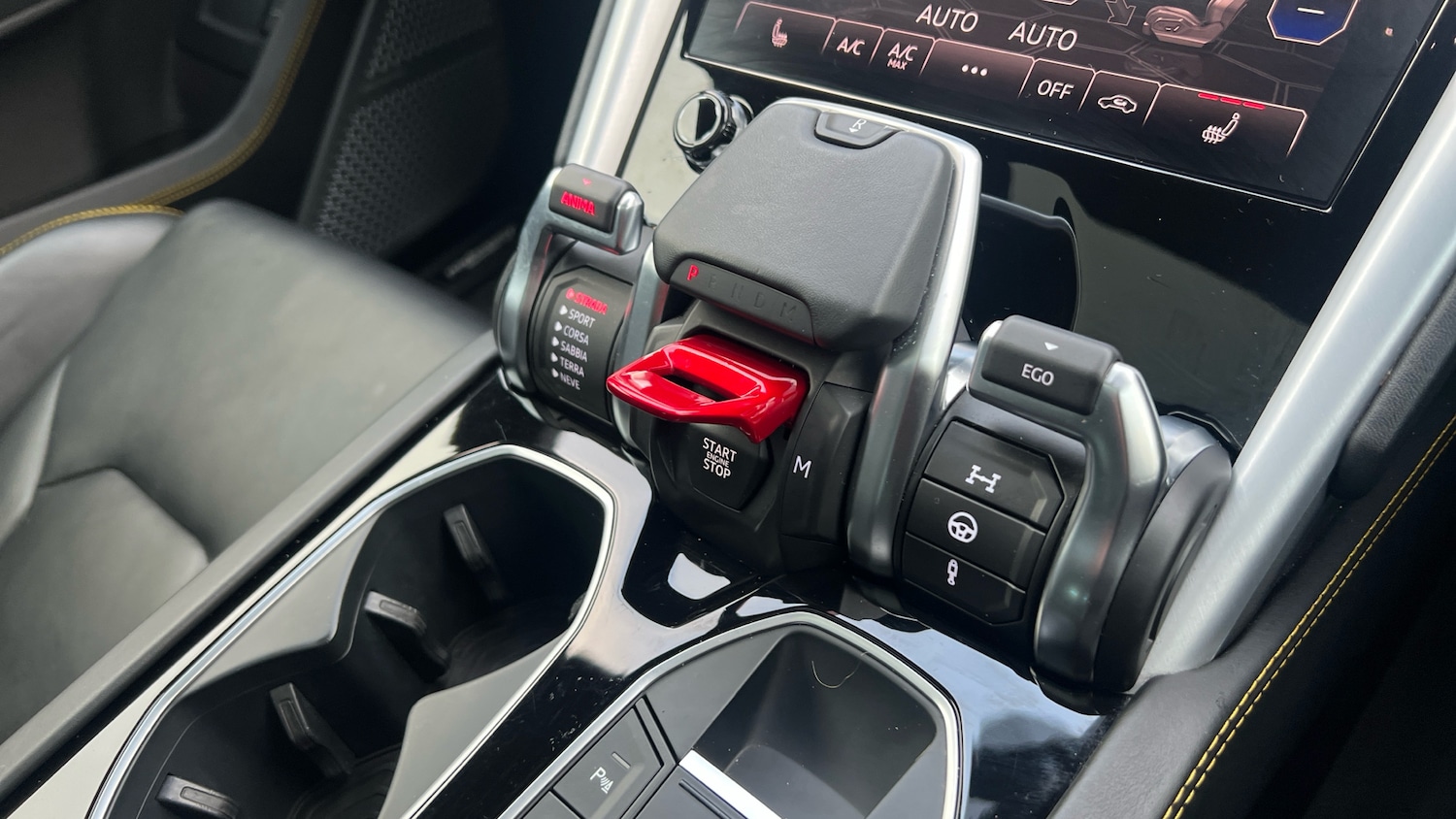 Used Lamborghini Urus 2018 for sale - 76699566: Photo 19