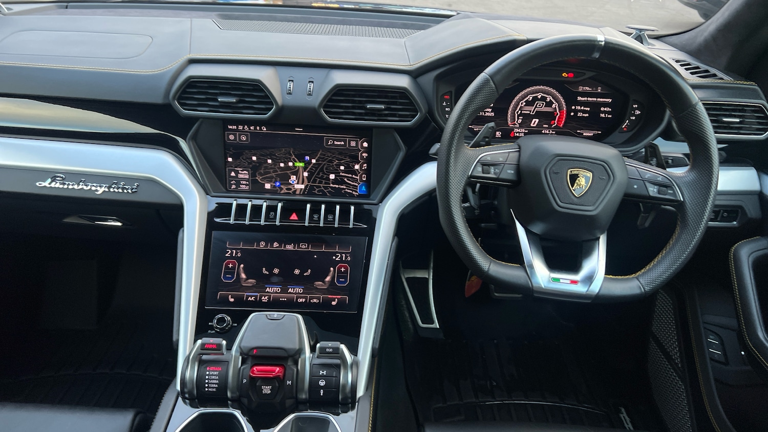 Used Lamborghini Urus 2018 for sale - 76699566: Photo 7