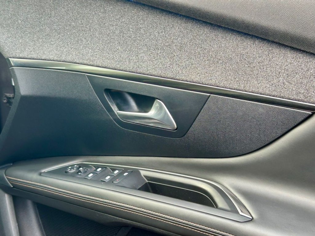 Used Peugeot 3008 2017 for sale - 77384544: Photo 24