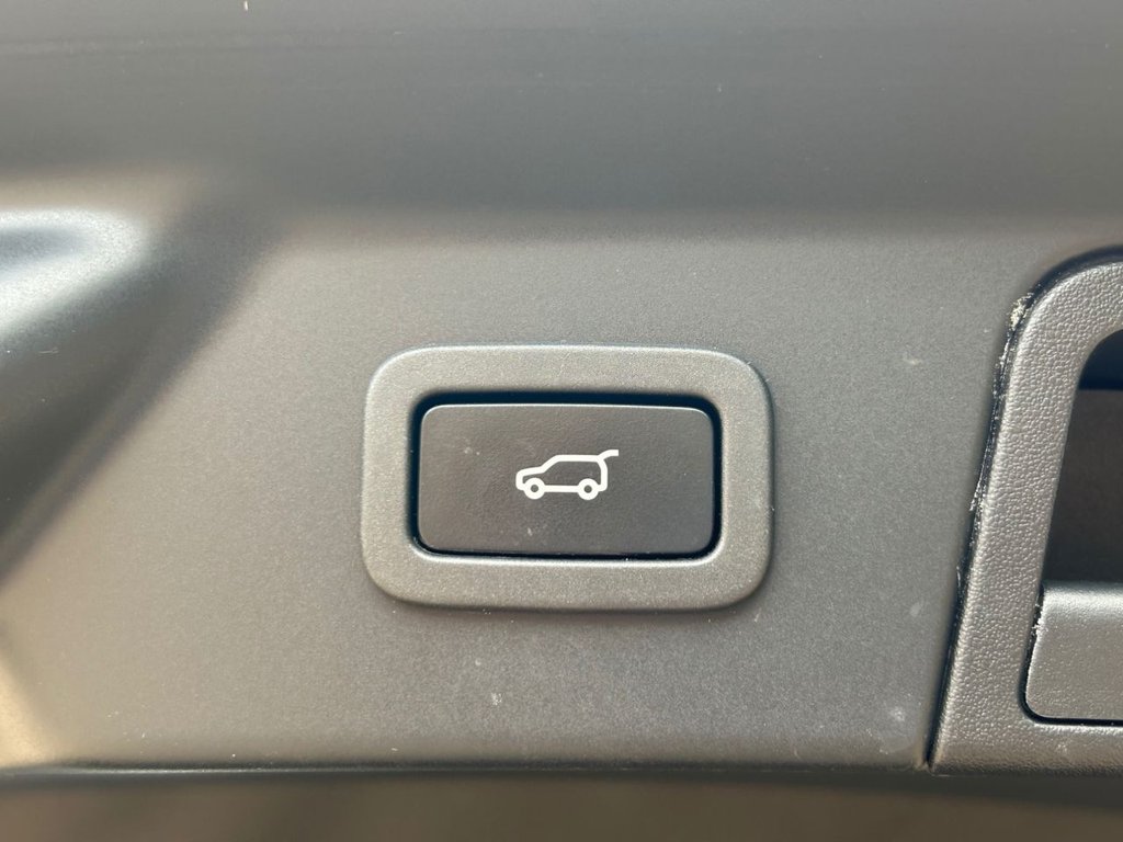 Used Land Rover Range Rover Velar 2020 for sale - 77287531: Photo 21