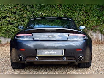 Used Aston Martin Vantage 2006 for sale - 79598673: Photo