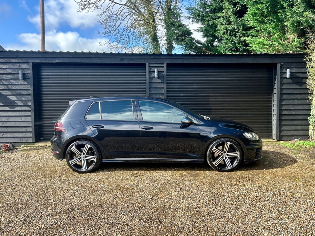 Used Volkswagen Golf 2017 for sale - 77835626: Photo 12
