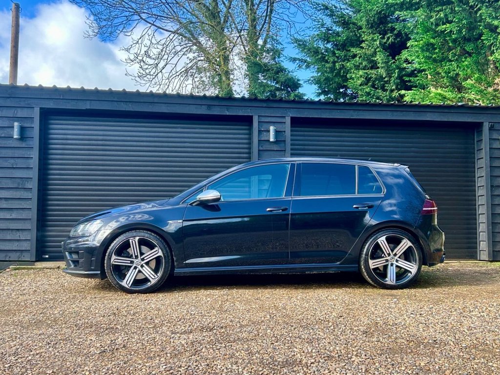 Used Volkswagen Golf 2017 for sale - 77835626: Photo 4