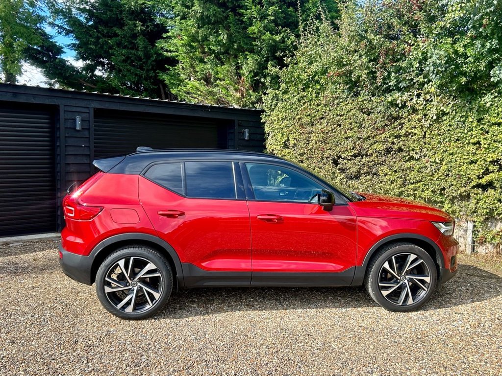 Used Volvo XC40 2021 for sale - 77287452: Photo 2