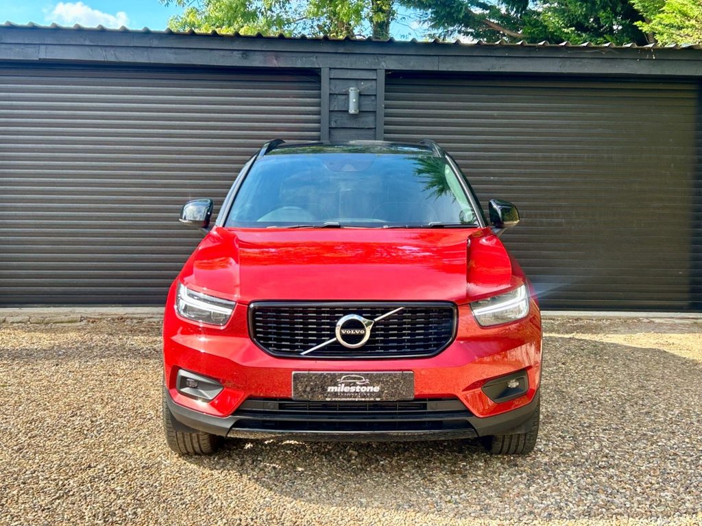 Used Volvo XC40 2021 for sale - 77287452: Photo 3