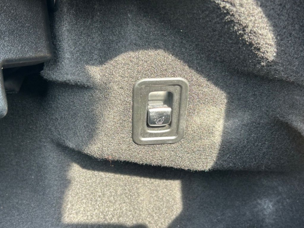 Used Mercedes-Benz E Class 2018 for sale - 77287451: Photo 34