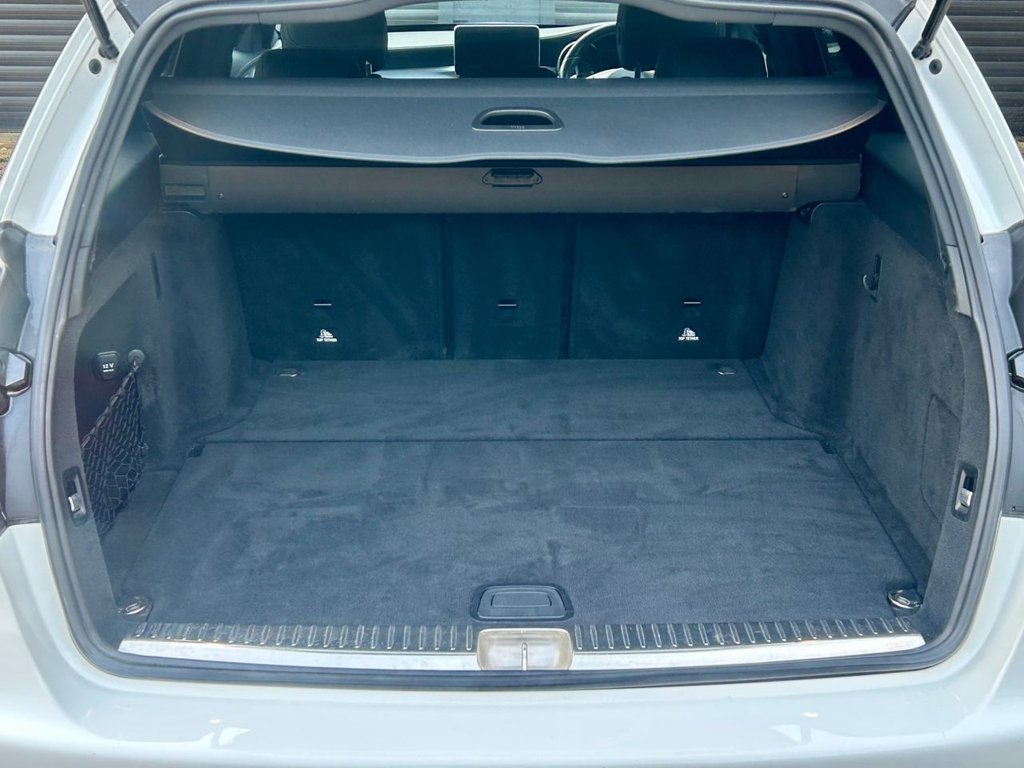 Used Mercedes-Benz C Class 2017 for sale - 77520704: Photo 36