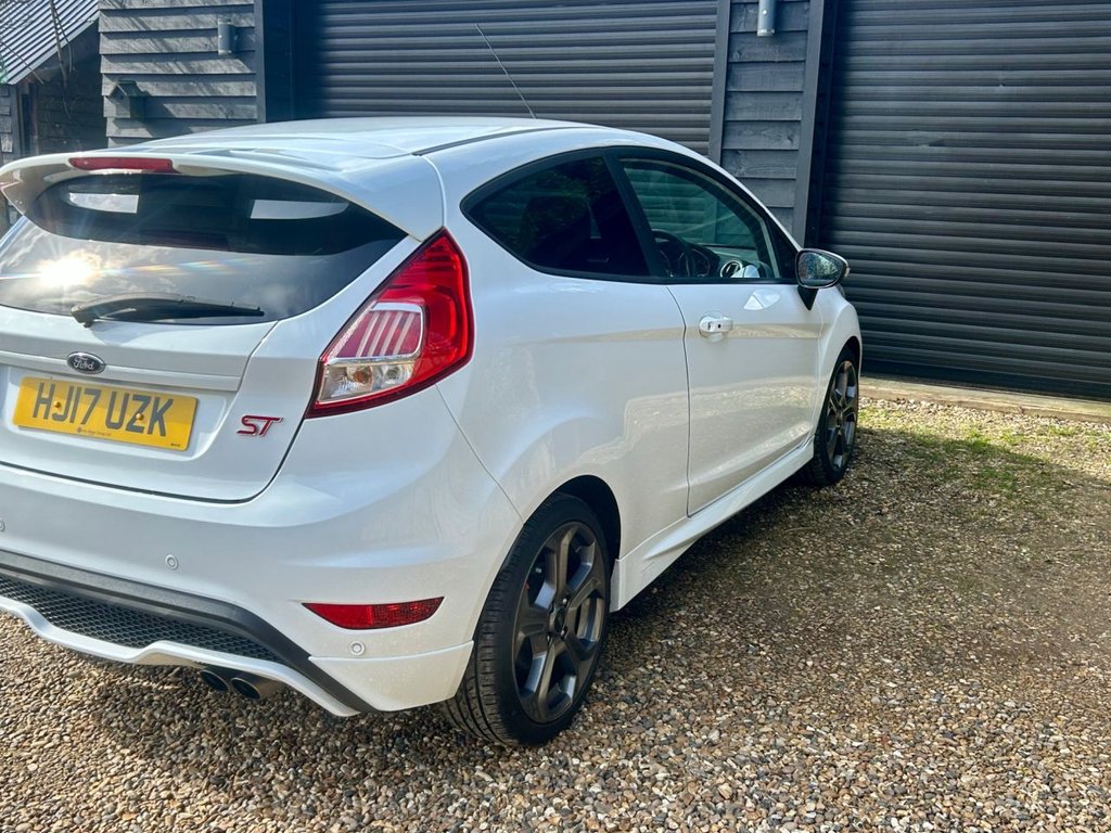 Used Ford Fiesta 2017 for sale - 77835315: Photo 26