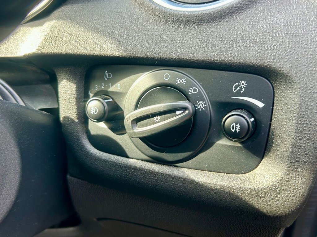 Used Ford Fiesta 2017 for sale - 77835315: Photo 29