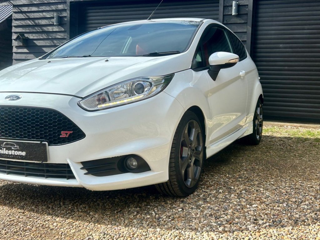 Used Ford Fiesta 2017 for sale - 77835315: Photo 4