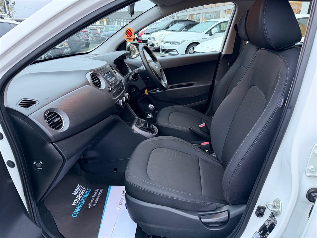 Used Hyundai i10 2019 for sale - 77401659: Photo 6