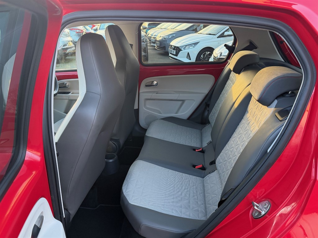 Used Volkswagen up! 2017 for sale - 76840316: Photo 9