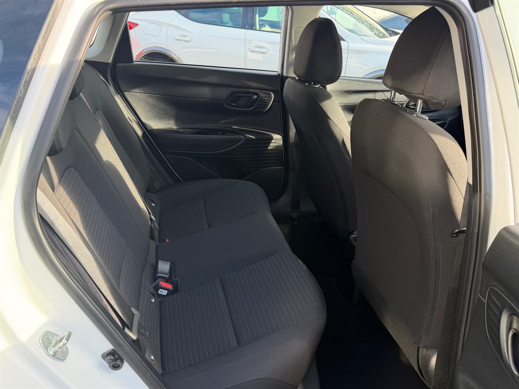 Used Hyundai i20 2021 for sale - 76840329: Photo 12