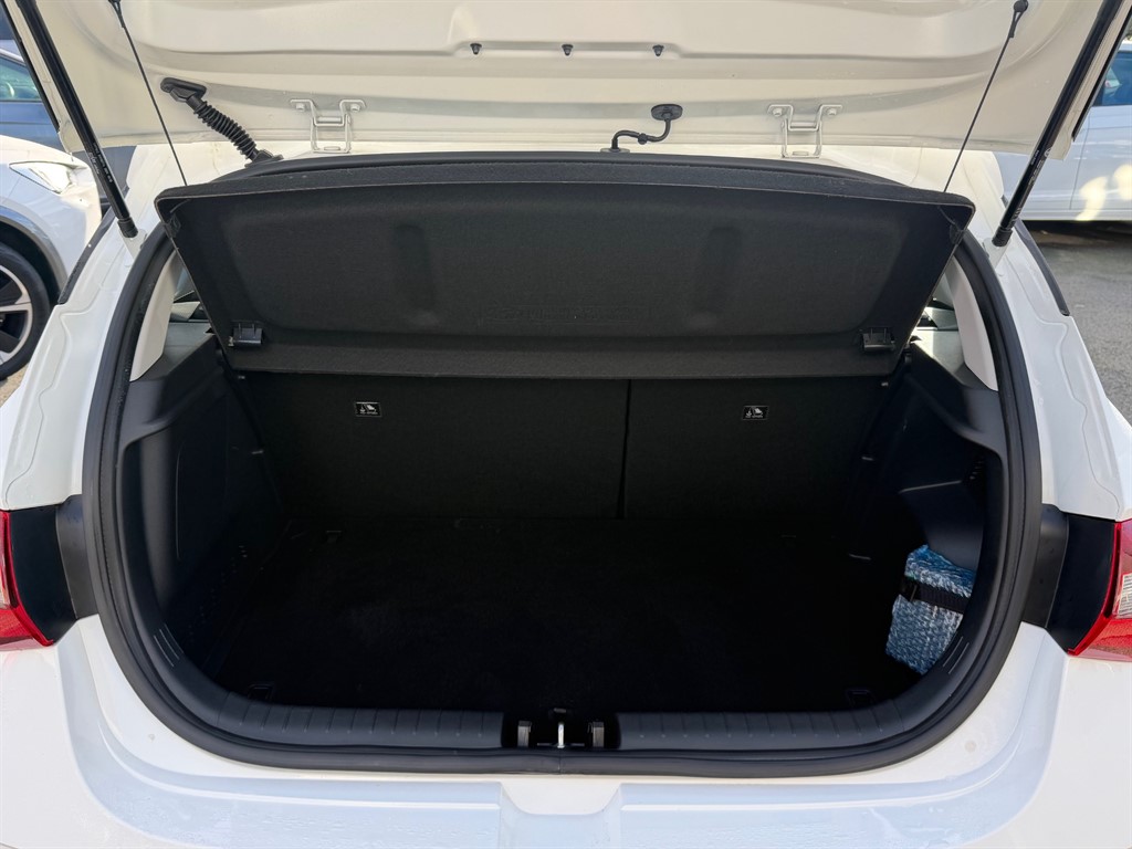 Used Hyundai i20 2021 for sale - 76840329: Photo 13