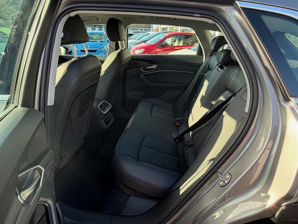 Used Audi e-tron 2021 for sale - 77087757: Photo 13