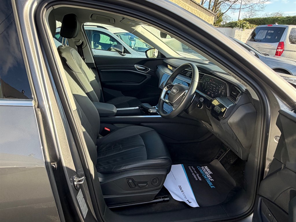 Used Audi e-tron 2021 for sale - 77087757: Photo 4