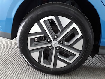 Used Hyundai KONA 2021 for sale - 79469446: Photo