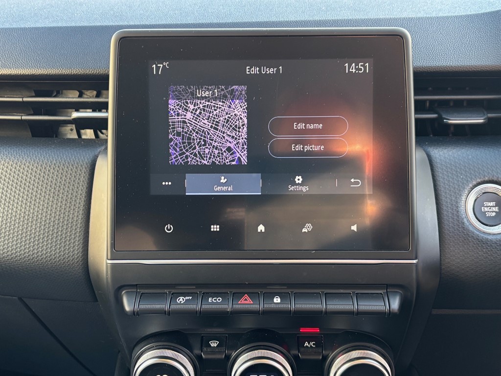 Used Renault Clio 2021 for sale - 76840300: Photo 8