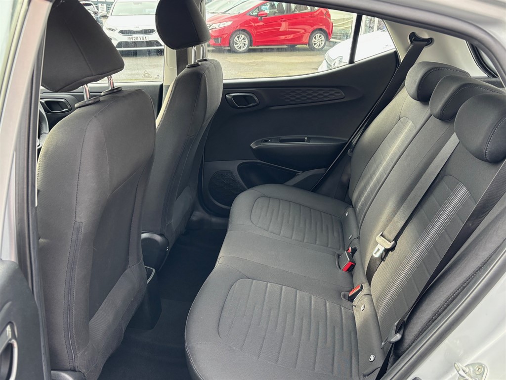 Used Hyundai i10 2022 for sale - 76840312: Photo 10