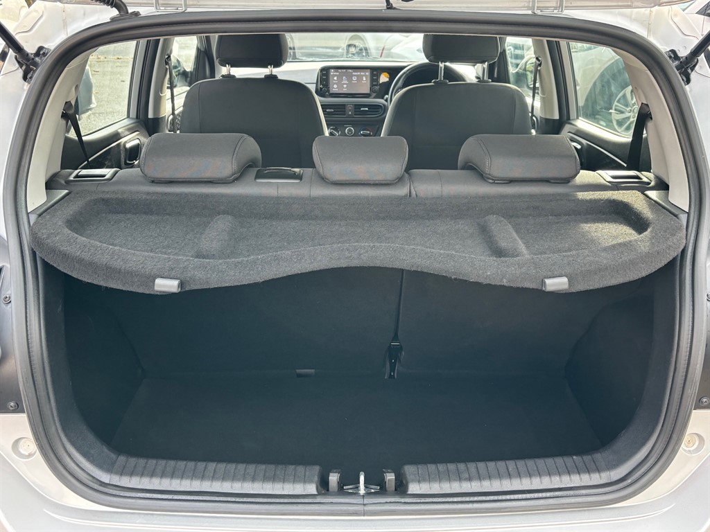 Used Hyundai i10 2022 for sale - 76840312: Photo 12