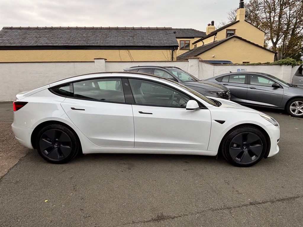 Used Tesla Model 3 2021 for sale - 76840308: Photo 3